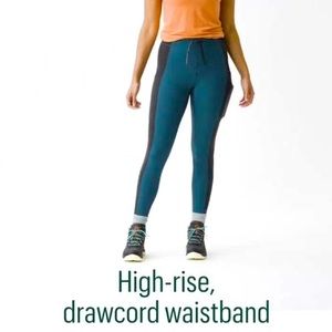 Outdoor Afro x REI Comfy Leggings